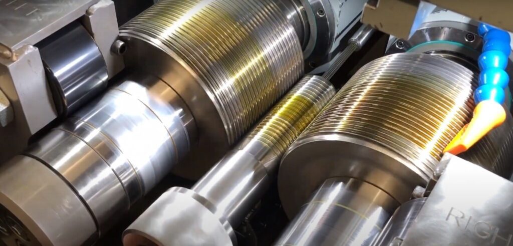 How Does the Thread Rolling Process Work? - Rolled Threads Unlimited